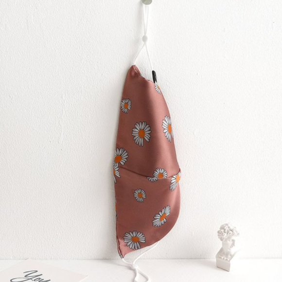 Adorable Silky Reusable Fashion Face Mask  - Floral Pink - Picture 1 of 3